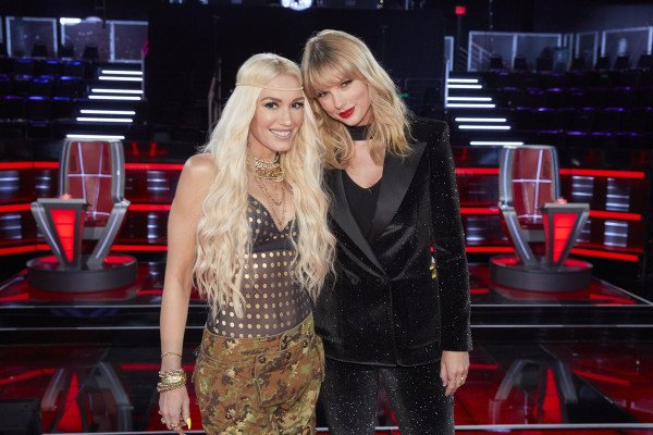 Taylor Swift -  The Voice (2019)