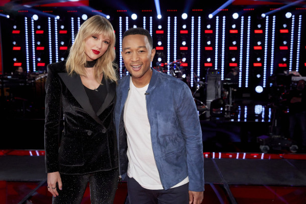Taylor Swift -  The Voice (2019)
