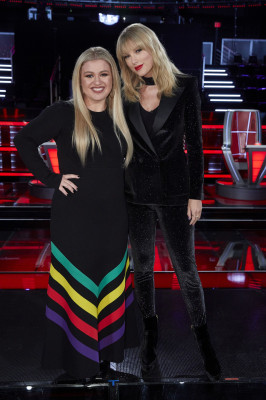 Taylor Swift -  The Voice (2019)