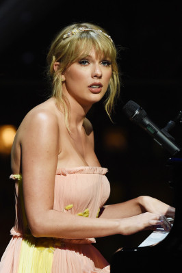 Taylor Swift - Time 100 Gala in NY 04/23/2019