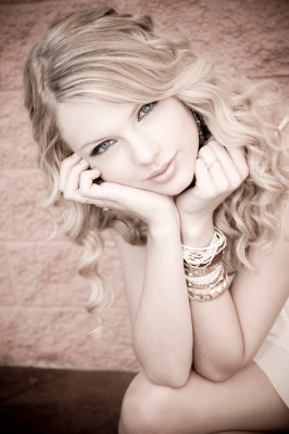 photo 12 in Taylor gallery [id189096] 2009-09-22 00:00:00