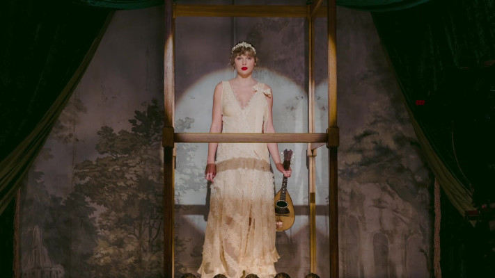 Taylor Swift - Music Video &#039;willow&#039; (2020)