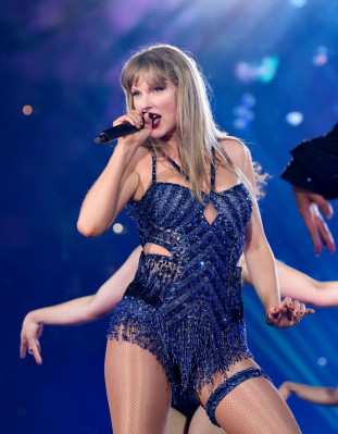 Taylor Swift – Performs at The Eras Tour November 2024
