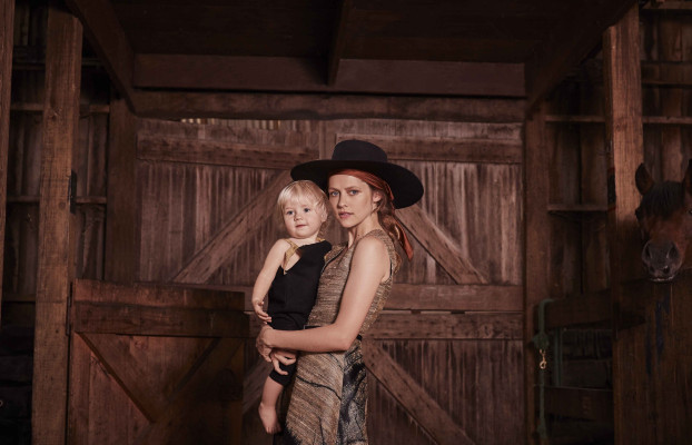 Teresa Palmer - Captain & The Gypsy Kid May 2018