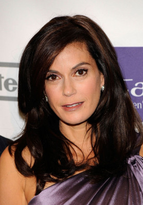 photo 25 in Teri Hatcher gallery [id154286] 2009-05-04 00:00:00