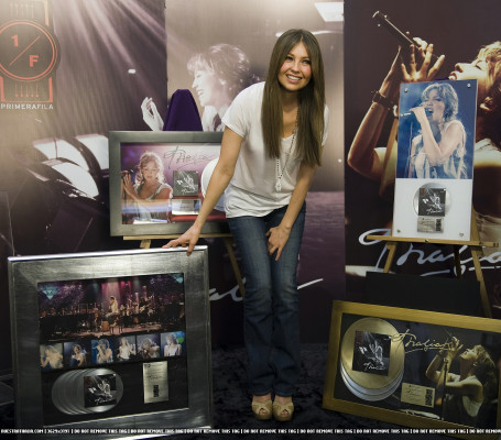 Thalia pic #635176
