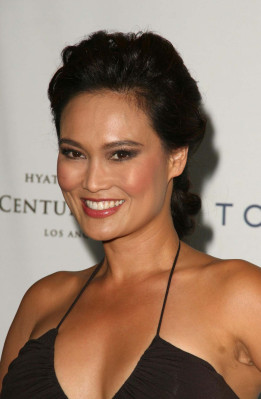 photo 4 in Tia Carrere gallery [id163918] 2009-06-04 00:00:00
