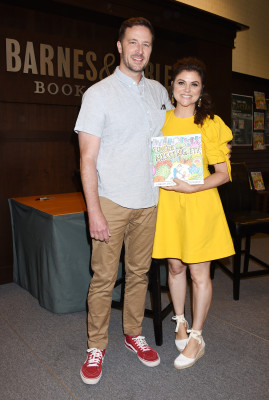 photo 8 in Tiffany Amber Thiessen gallery [id1169058] 2019-05-07 00:00:00
