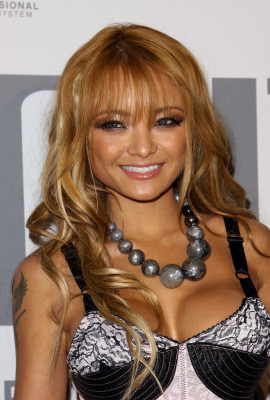 Tila Tequila pic #195437