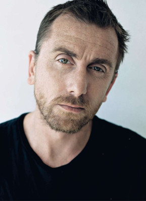 photo 4 in Tim Roth gallery [id305021] 2010-10-19 00:00:00