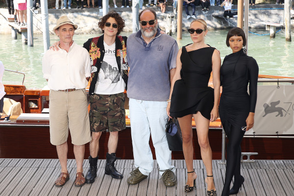 Timothée Chalamet - &#039;Bones and All&#039; Photocall at 79th VIFF 09/02/2022