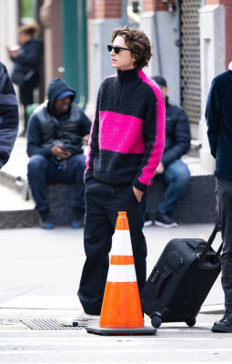 Timothée Chalamet - Chanel &#039;Bleu de Chanel&#039; On Set in New York 04/19/2023