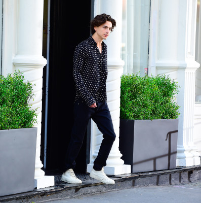 Timothée Chalamet - Chanel &#039;Bleu de Chanel&#039; On Set in New York 04/19/2023