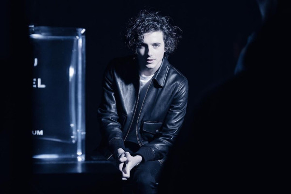 Timothée Chalamet by Mario Sorrenti for Chanel &#039;Bleu de Chanel&#039; (2023)