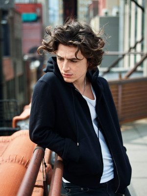 Timothée Chalamet by Mario Sorrenti for Chanel &#039;Bleu de Chanel&#039; (2023)
