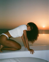 Tina Kunakey pic #1275411