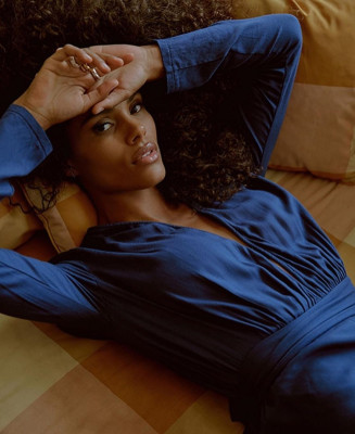 Tina Kunakey pic #1274506