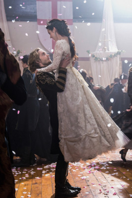 Toby Regbo  pic #743471