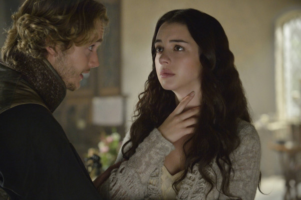 Toby Regbo  pic #742726