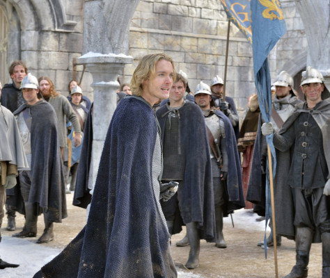 Toby Regbo  pic #737360