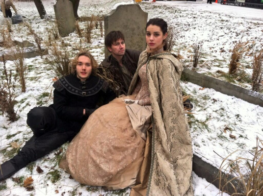 Toby Regbo  pic #745864