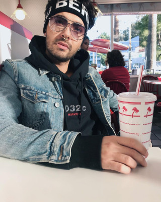 Tokio Hotel - In-n-Out in LA 02/20/2018