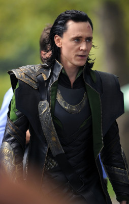 Tom Hiddleston pic #684866