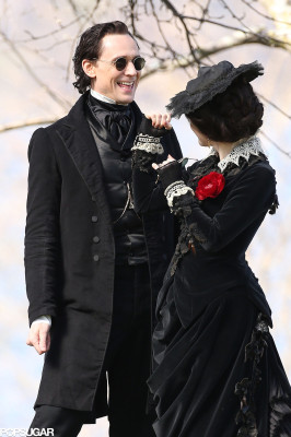 Tom Hiddleston pic #737150