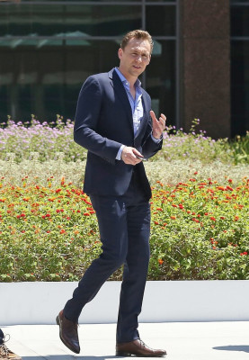 photo 9 in Tom Hiddleston gallery [id908075] 2016-08-29 00:00:00