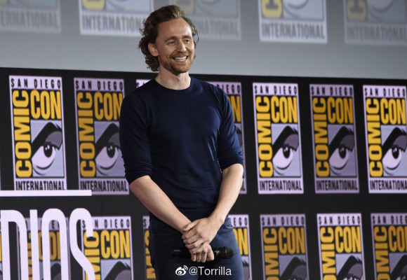 Tom Hiddleston - Marvel Comic-Con Panel in San Diego 07/20/2019