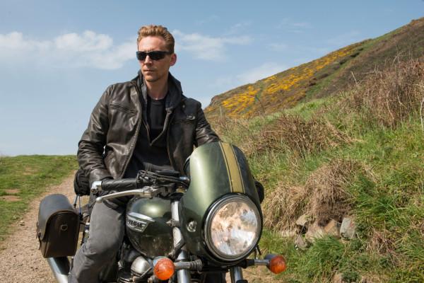 Tom Hiddleston - The Night Manager - Movie Stills