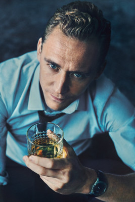 Tom Hiddleston pic #873075
