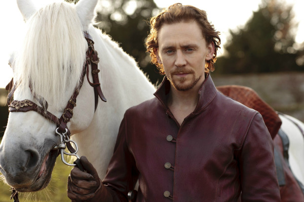 Tom Hiddleston pic #687571
