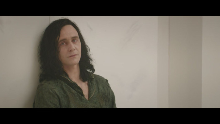 photo 8 in Hiddleston gallery [id686299] 2013-12-23 00:00:00
