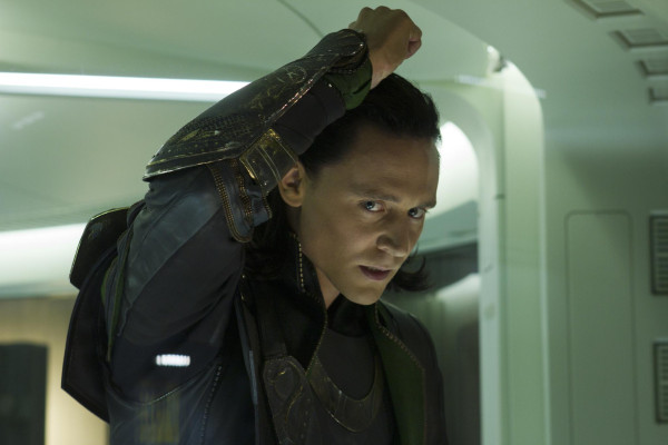Tom Hiddleston pic #679550