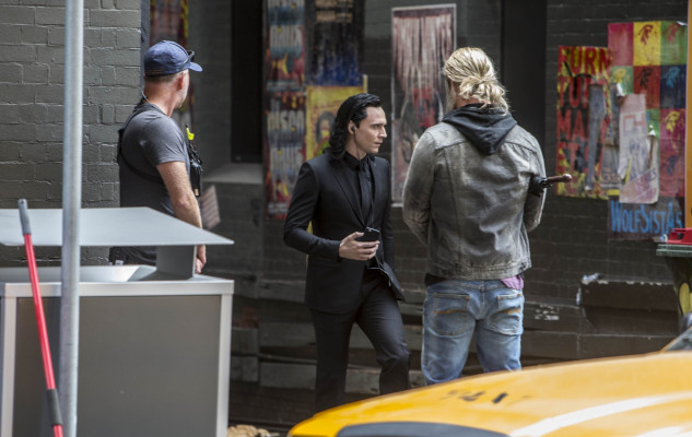 Tom Hiddleston - On The Set of Thor: Ragnarok (2017)