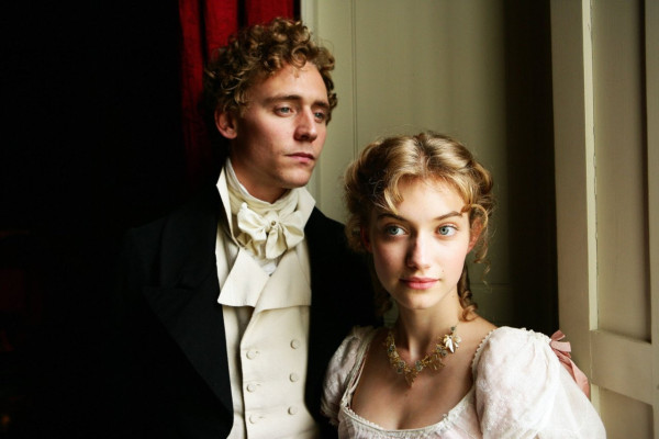 Tom Hiddleston pic #457210