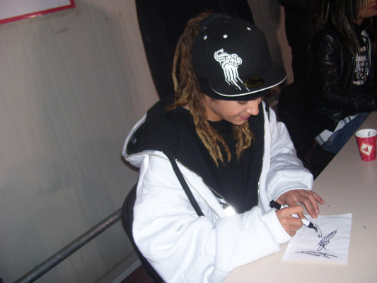 photo 17 in Tom Kaulitz gallery [id849412] 2015-12-01 00:00:00