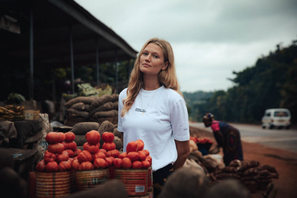 Toni Garrn