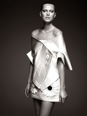 Toni Garrn pic #589897