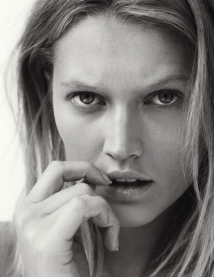 Toni Garrn pic #900005