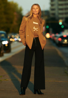 Toni Garrn - Zalando