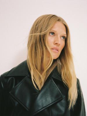 Toni Garrn