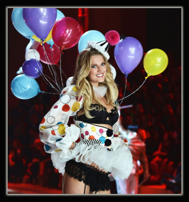 Toni Garrn pic #581526