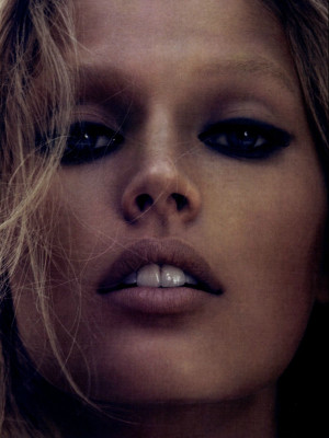 Toni Garrn pic #470551