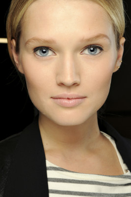 Toni Garrn pic #421729