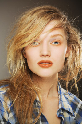 Toni Garrn pic #360264
