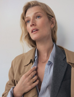 Toni Garrn pic #1421487