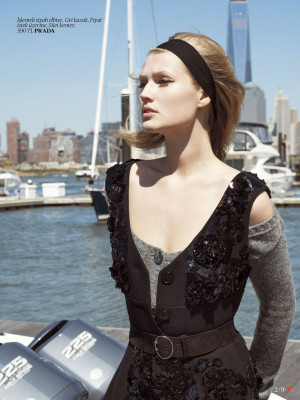 Toni Garrn pic #665935