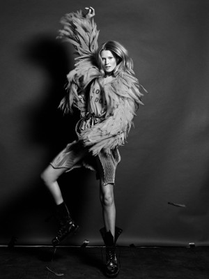 Toni Garrn - Icon Magazine